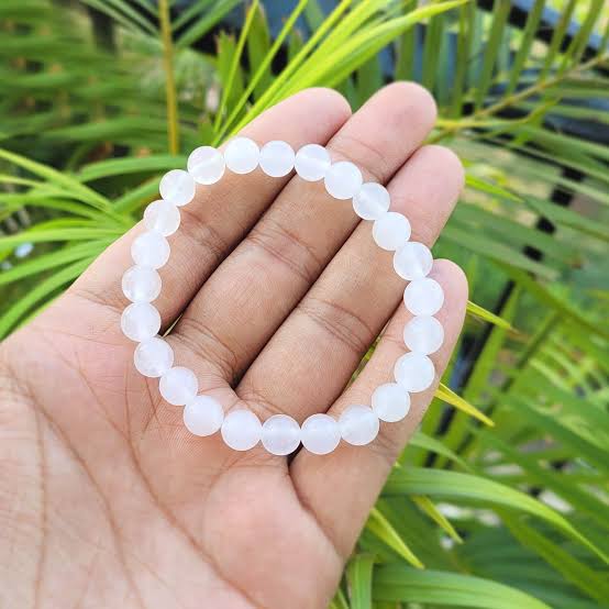 Premium Abhimantrit Moonstone Bracelet for Growth, Intuition and mental peace - Image 8